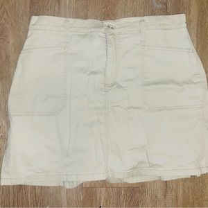 Gloria vanderbilt khaki cargo skort y2k size 12
